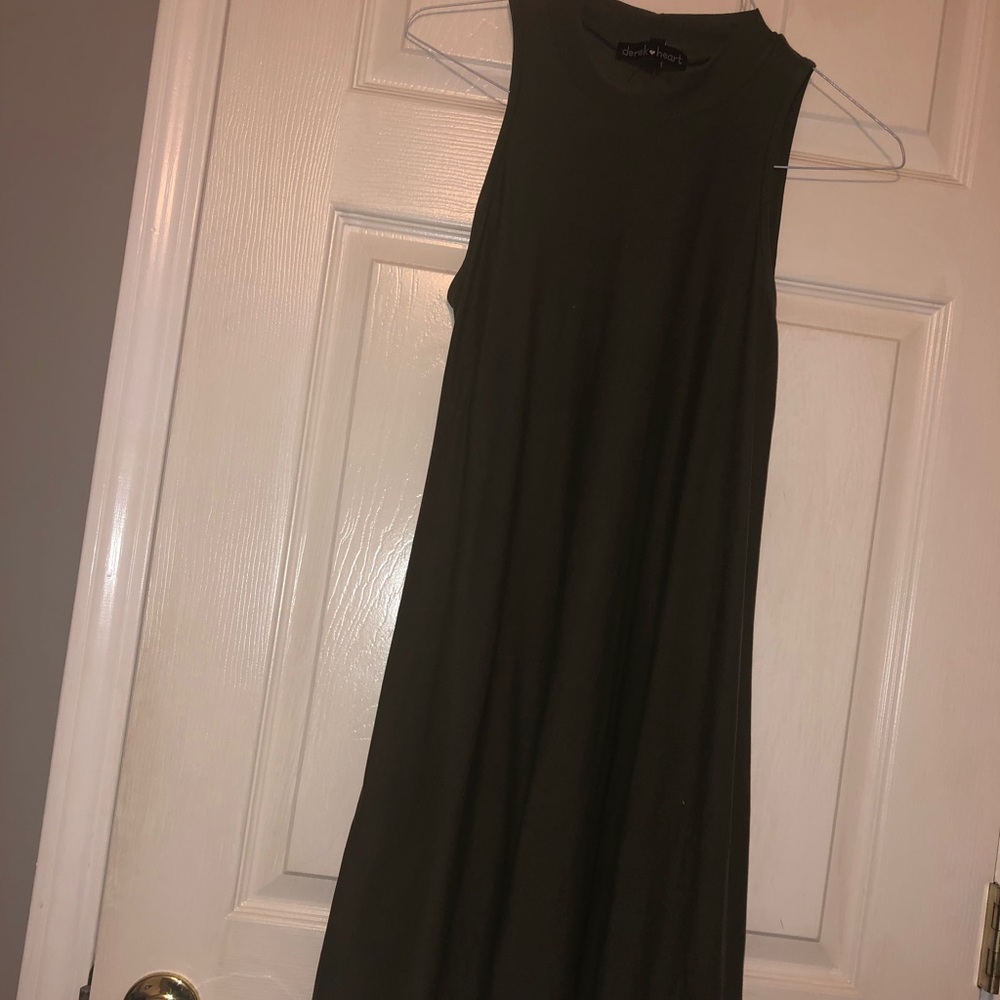 green dress